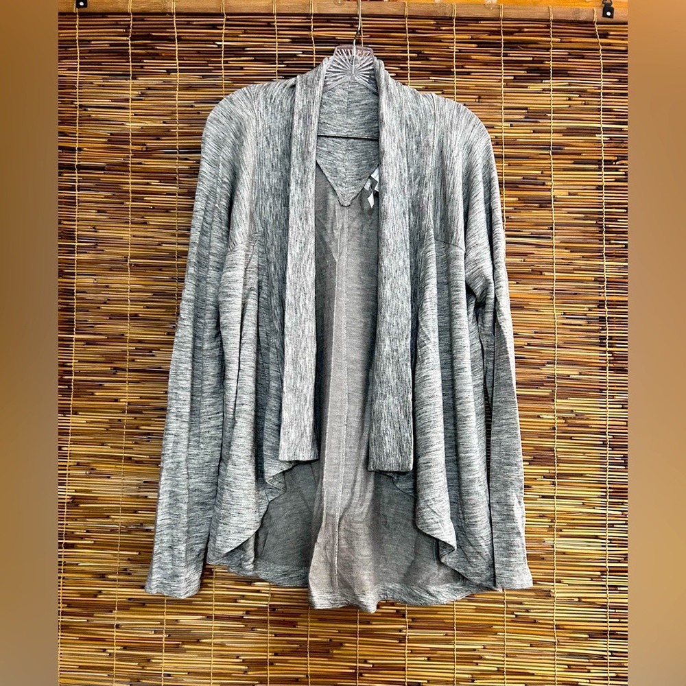 Athleta Pranayama Wrap Womens Medium Grey Open Front‎ Cardigan Travel Layers